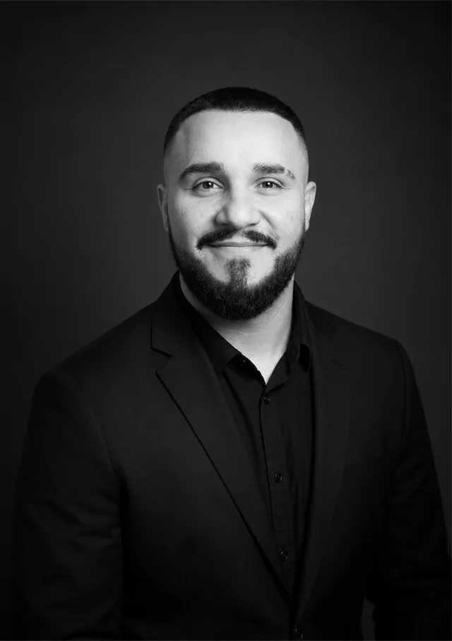 Özgür von Helfano
